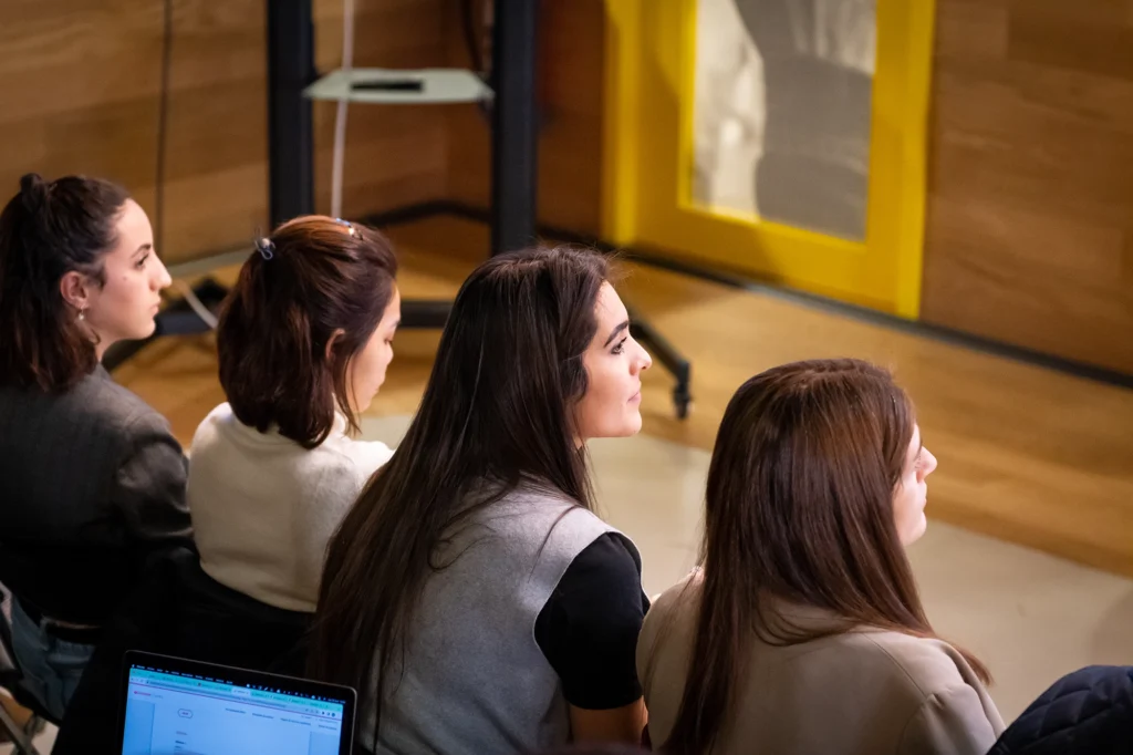 future-of-work-talent-adapt-change-management-hr-advantere