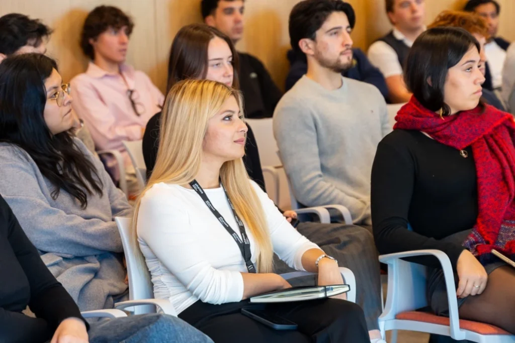 Leadership-Talks-Sandra-Manresas-Journey-5-uai-1032x688