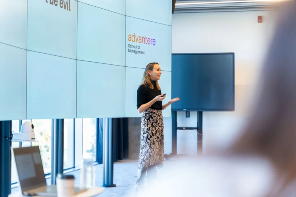 Leadership-Talks-Sandra-Manresas-Journey-8-uai-1032x688