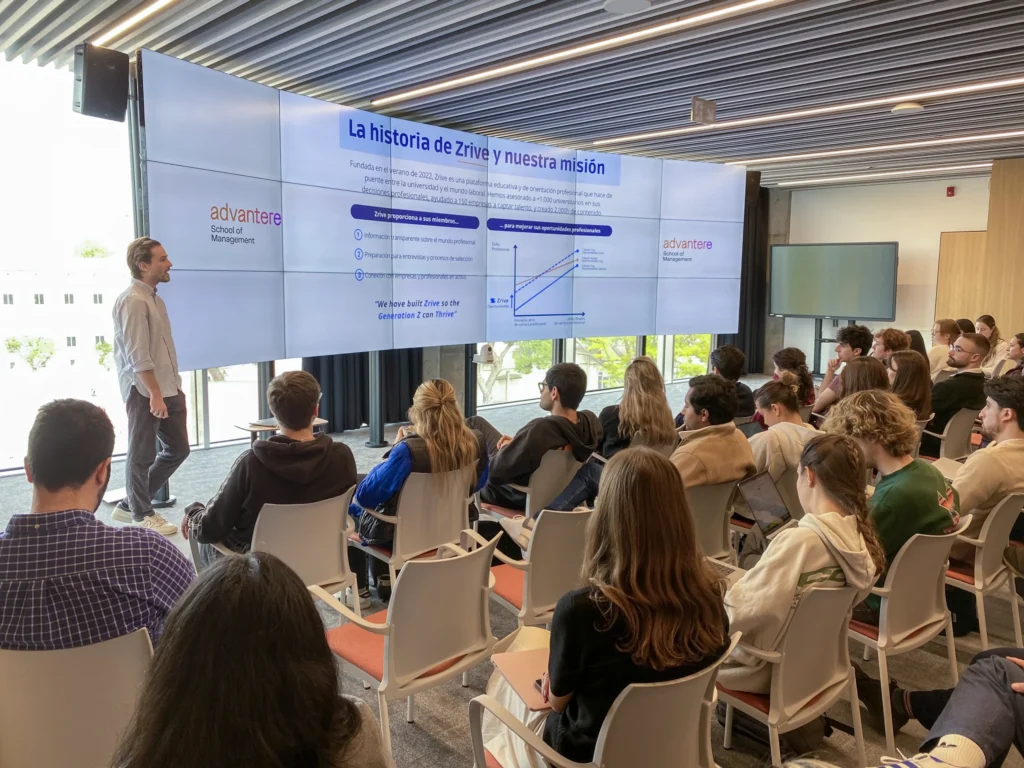 Advantere-y-BLOOM-Un-paso-innovador-en-orientacion-profesional-2-scaled