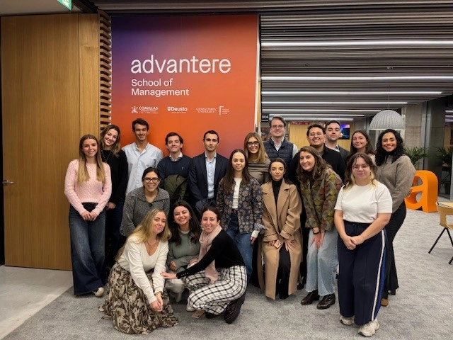 MTM students and alumni connecting during the Buddy Programme kick-off event.