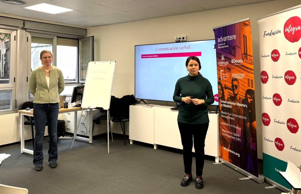 Advantere team delivering professional reintegration session